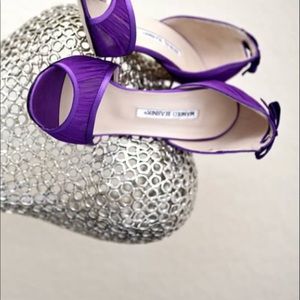 Manolo Blahnik - Kili Chiffon Violet